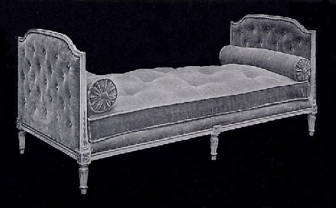 1573 Day Bed.JPG